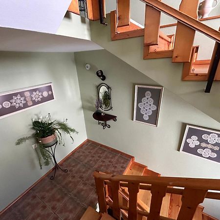 Kalina Guest Rooms Sozopol Bagian luar foto