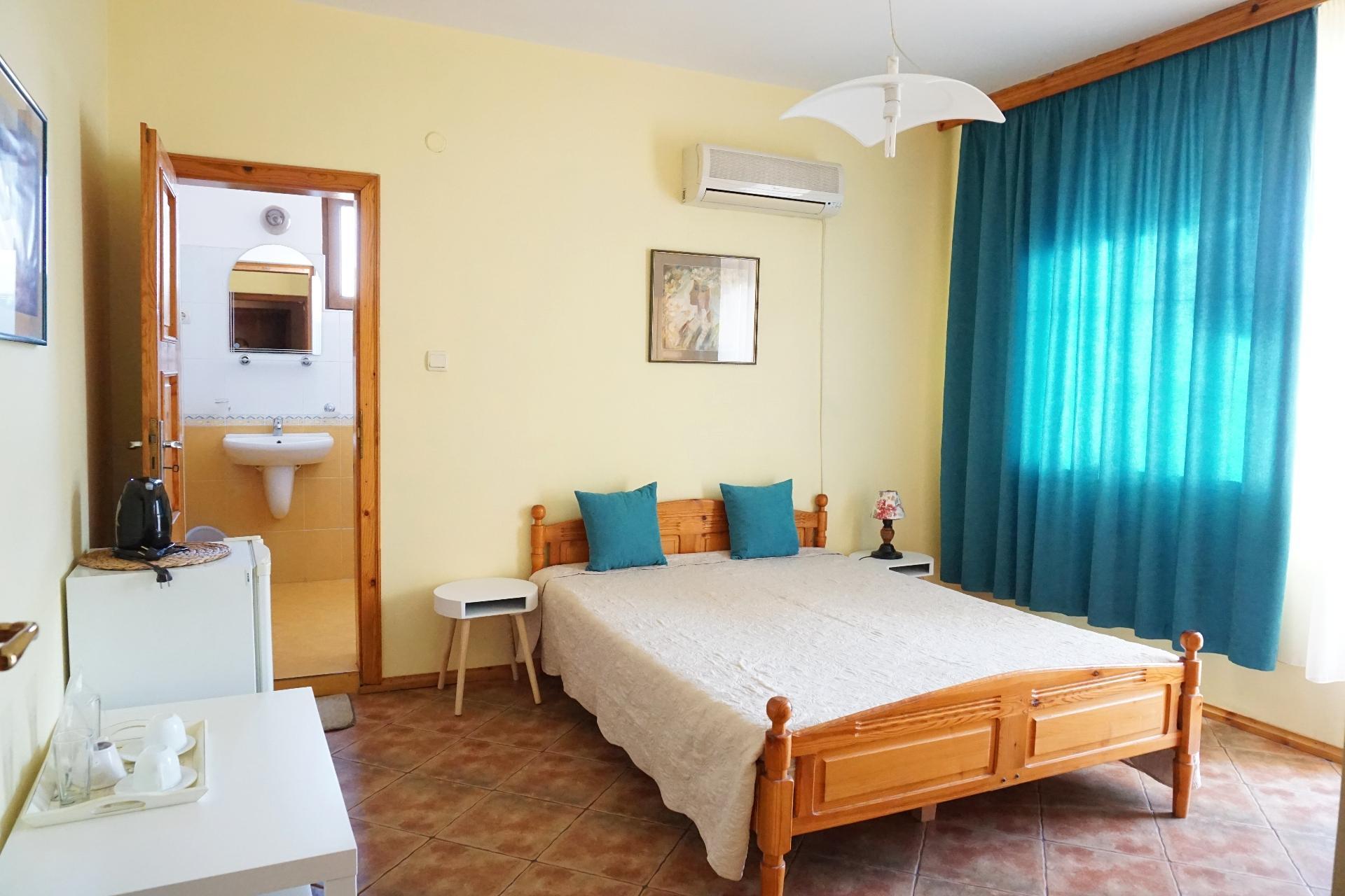 Kalina Guest Rooms Sozopol Bagian luar foto