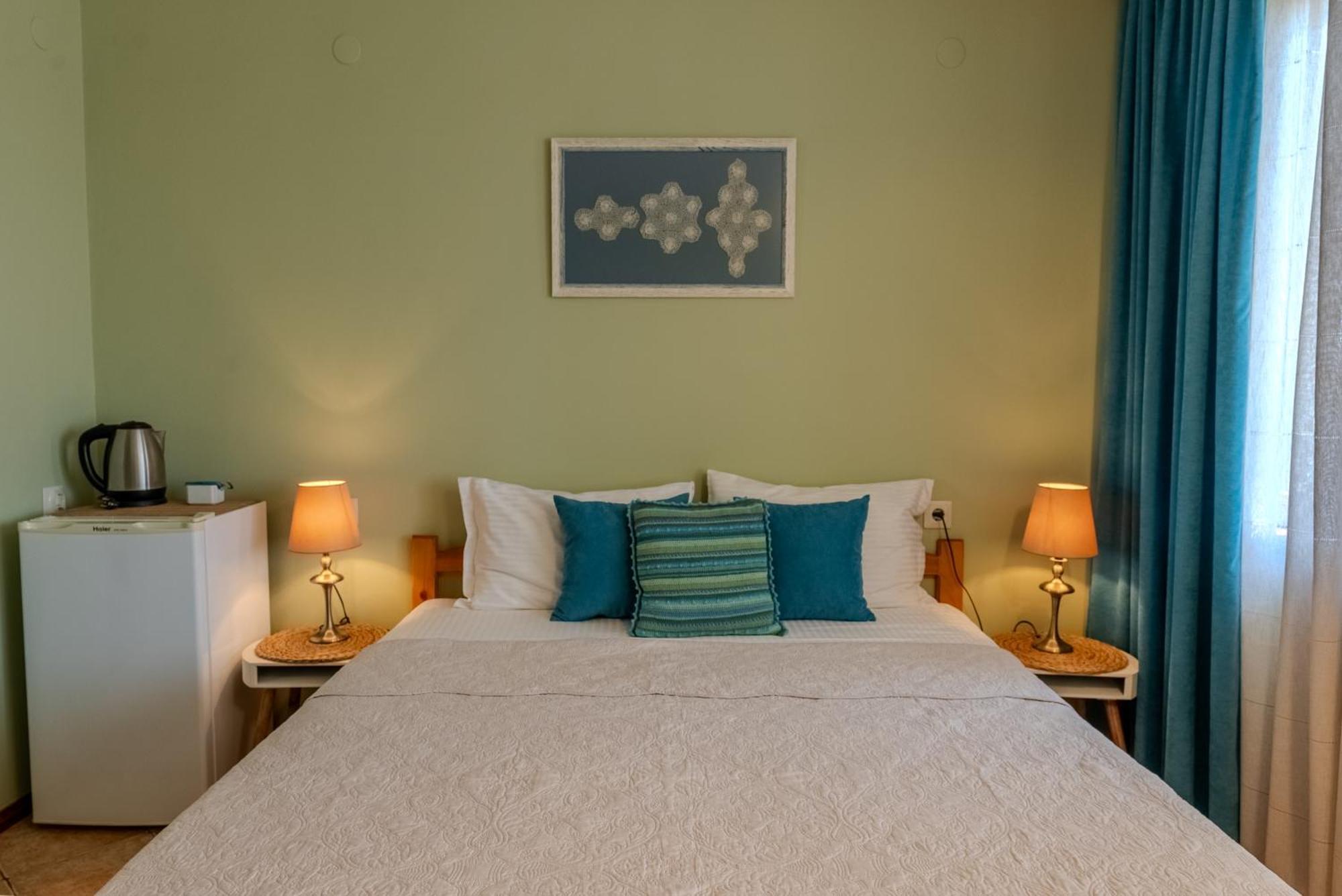 Kalina Guest Rooms Sozopol Bagian luar foto